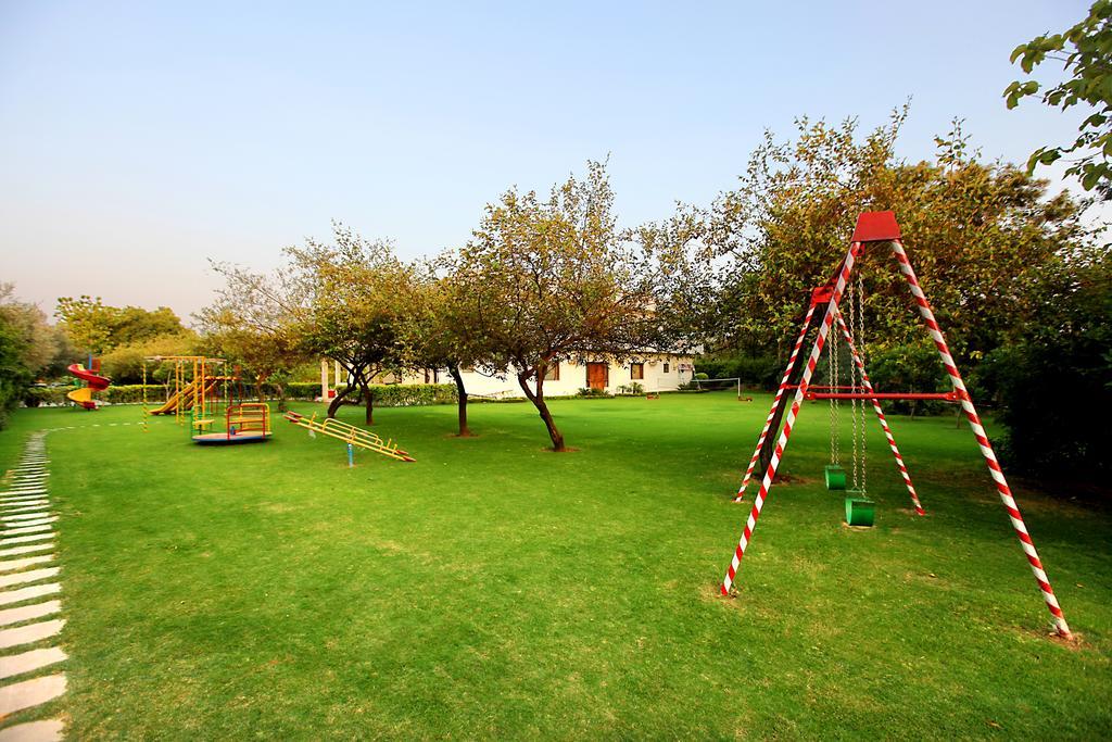 The Awesome Farms & Resorts Gothda Mohbtabad 外观 照片